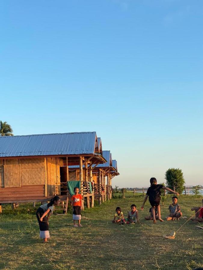 Vera Sunset Homestay Local Experience With Lao Family Muang Không Exterior foto